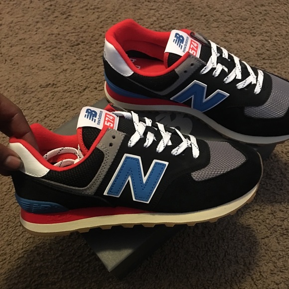 New Balance 574 - Picture 3 of 4